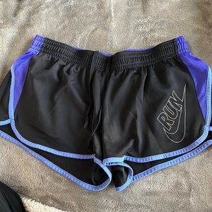 Running shorts